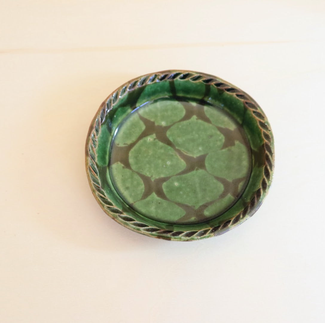 Small dish by Sousougama